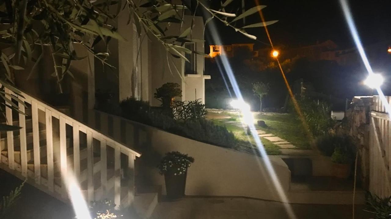 La Pecora Nera B&B Budoni Bagian luar foto