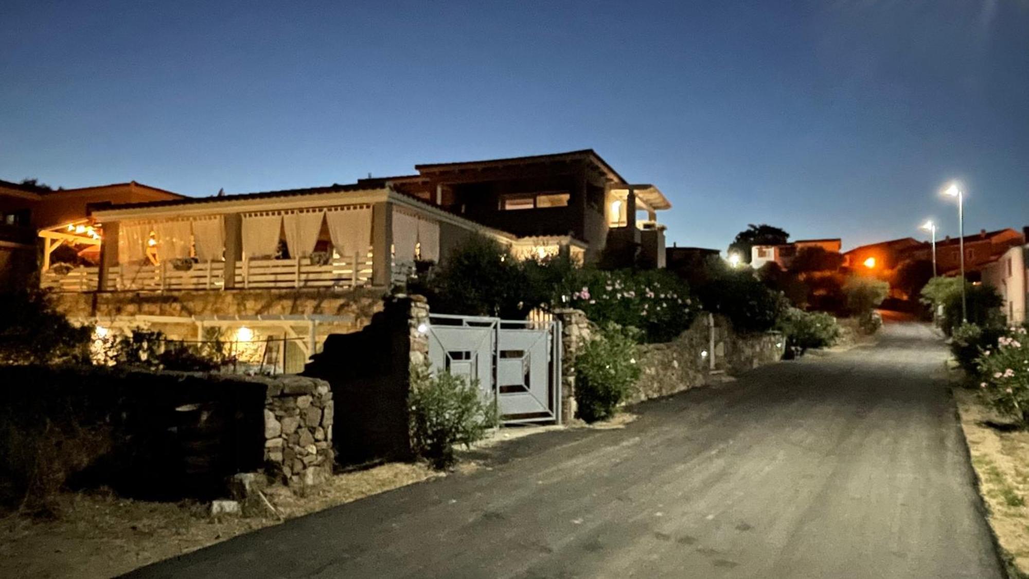 La Pecora Nera B&B Budoni Bagian luar foto