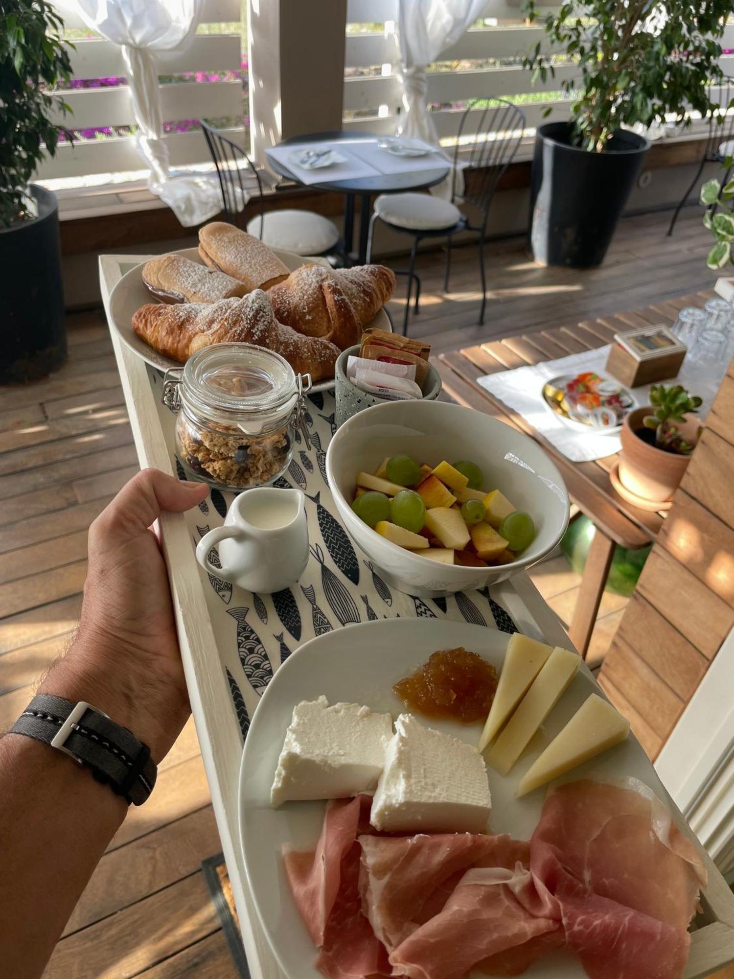 La Pecora Nera B&B Budoni Bagian luar foto